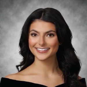 Meet your Posher, Francesca